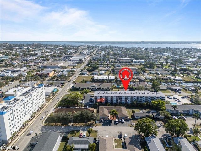 4906 Victoria DR 312, Cape Coral, FL 33904