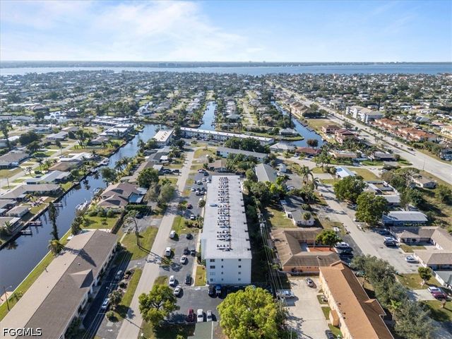 4906 Victoria DR 312, Cape Coral, FL 33904