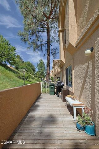 18742 Vista Del Canon A, Newhall, CA 91321