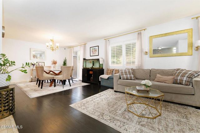18742 Vista Del Canon A, Newhall, CA 91321
