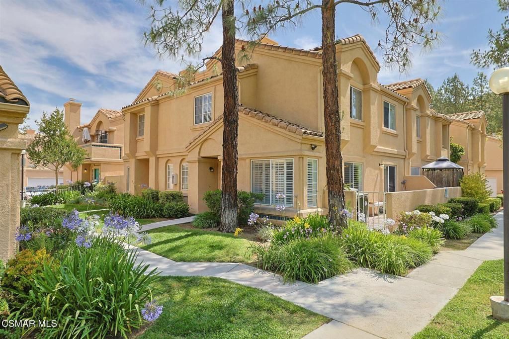 18742 Vista Del Canon A, Newhall, CA 91321