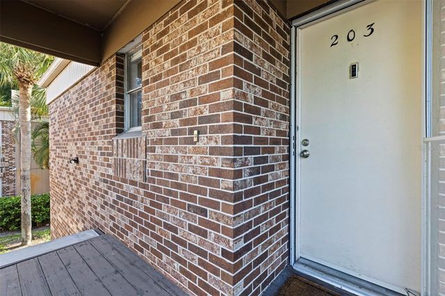 10423 CARROLLBROOK CIRCLE 203, Tampa, FL 33618