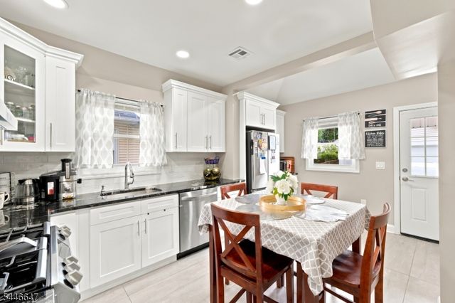 78 Fairmount Ter, East Orange City, NJ 07018