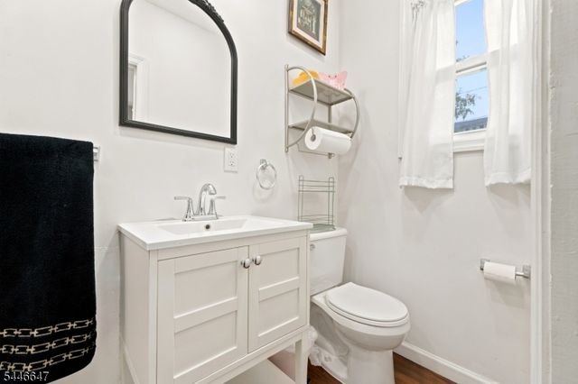 78 Fairmount Ter, East Orange City, NJ 07018