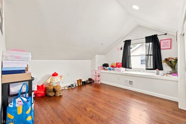 78 Fairmount Ter, East Orange City, NJ 07018