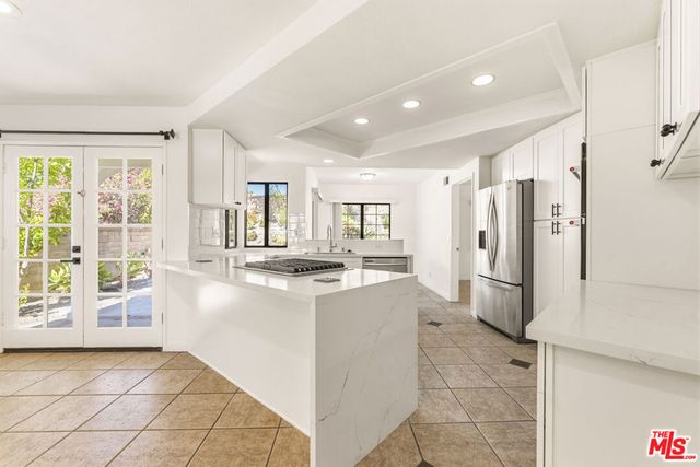 28035 Sheffield, Mission Viejo, CA 92692