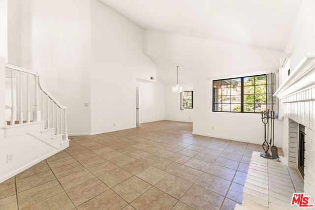 28035 Sheffield, Mission Viejo, CA 92692