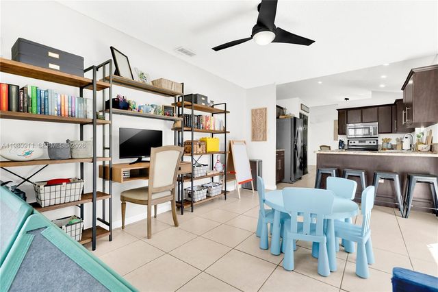 9770 SW 216th Ter, Cutler Bay, FL 33190