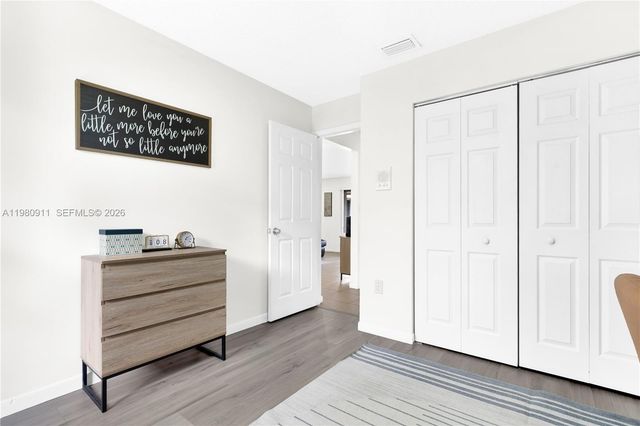 9770 SW 216th Ter, Cutler Bay, FL 33190