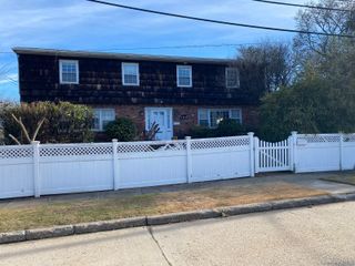 100 Kings Avenue, Atlantic Beach, NY 11509