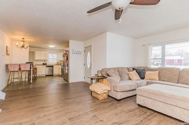 6328 W Bethel Avenue, Muncie, IN 47304