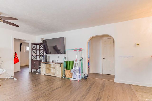 6328 W Bethel Avenue, Muncie, IN 47304