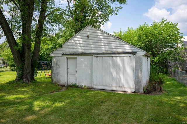 6328 W Bethel Avenue, Muncie, IN 47304