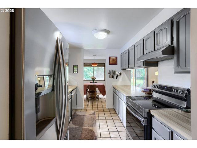 10110 Sw Exmoor Pl, Beaverton, OR 97008