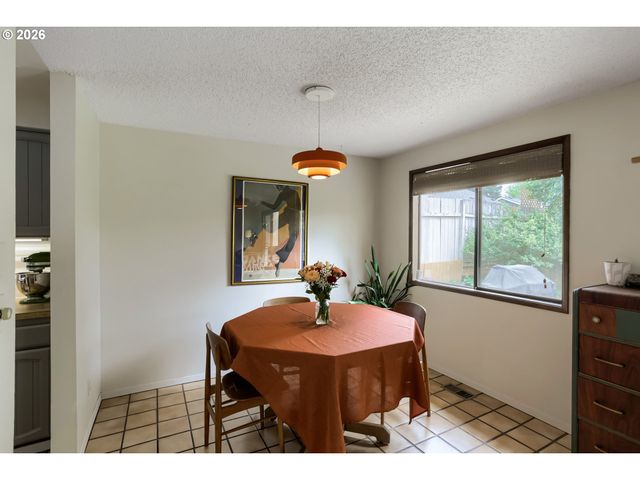 10110 Sw Exmoor Pl, Beaverton, OR 97008
