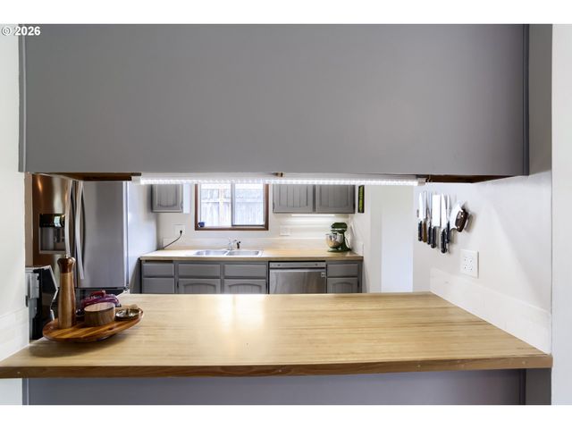 10110 Sw Exmoor Pl, Beaverton, OR 97008