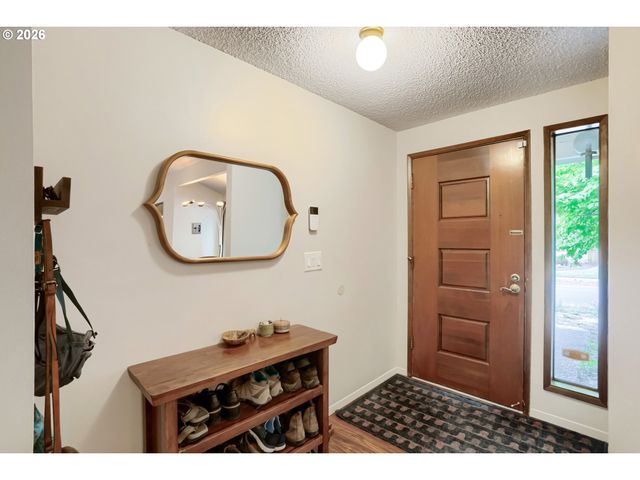 10110 Sw Exmoor Pl, Beaverton, OR 97008