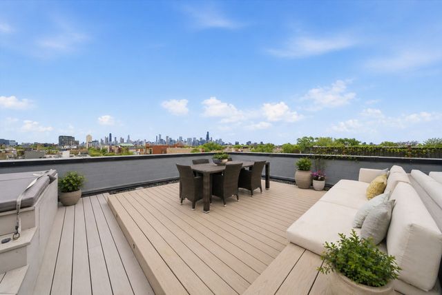 2028 W Division Street 401, Chicago, IL 60622