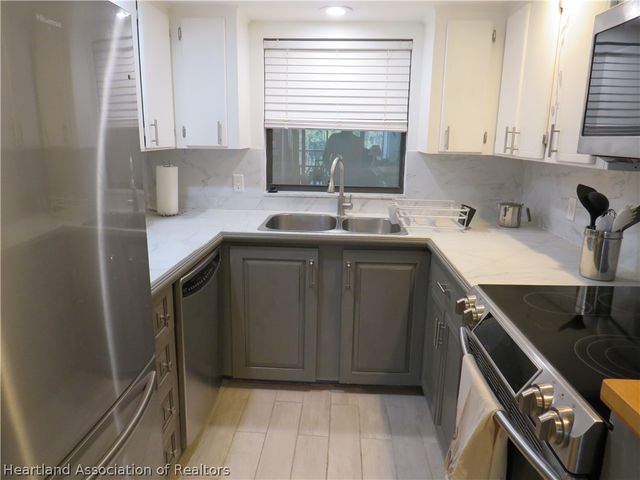 121 Country Club Drive 302, Lake Placid, FL 33852