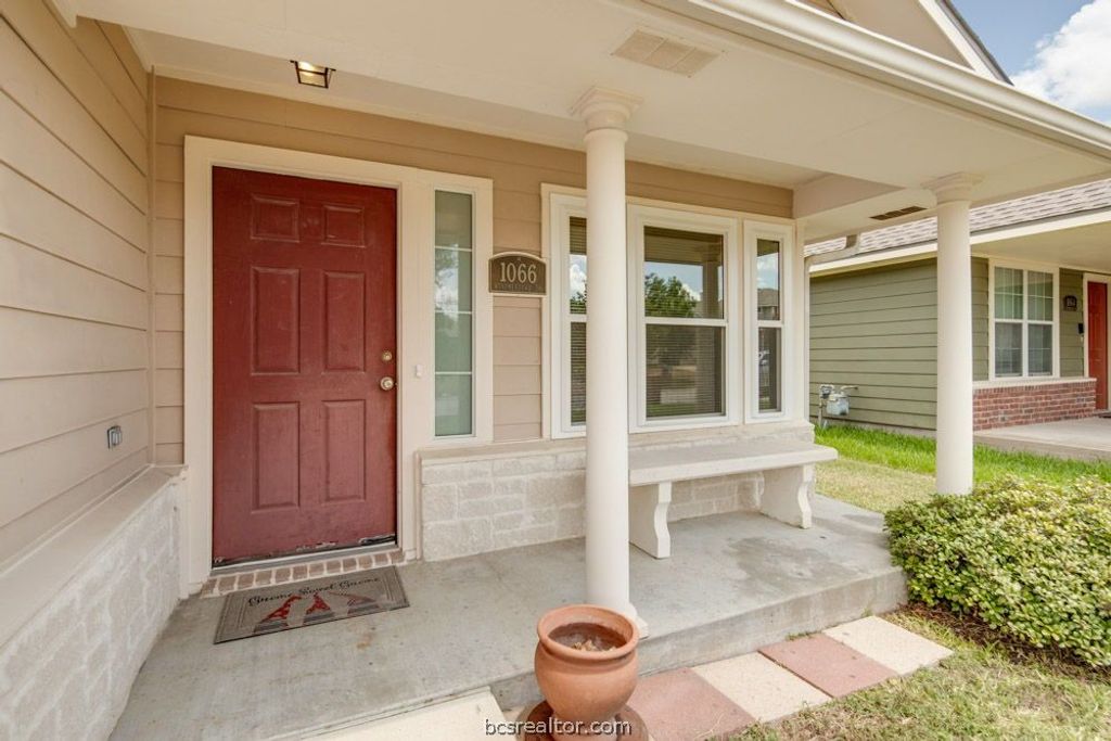 1066 Windmeadows Drive, College Station, TX 77845 — photo 4