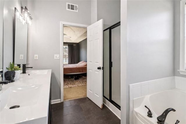 3382 Summit Glen Drive, Loganville, GA 30052