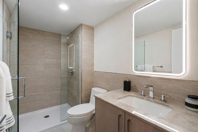 2460 Peachtree Road NE 1413, Atlanta, GA 30305
