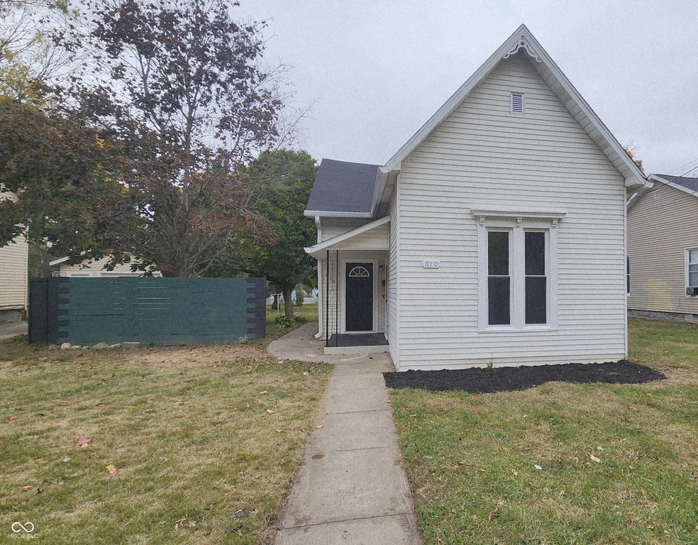 610 E Pike Street, Crawfordsville, IN 47933