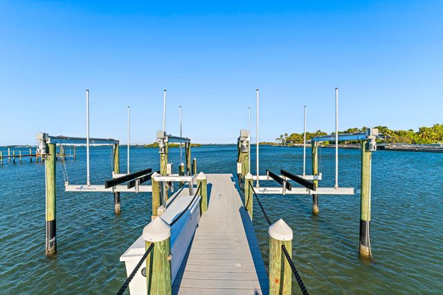 116 S Sewalls Point Road, Sewalls Point, FL 34996