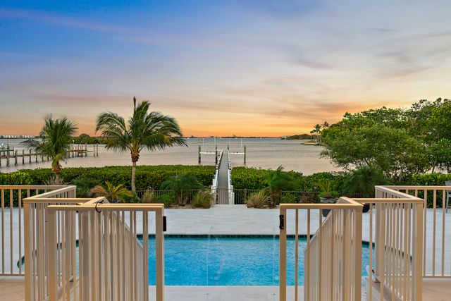 116 S Sewalls Point Road, Sewalls Point, FL 34996