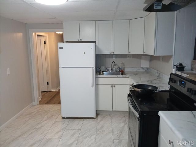 7544 York Drive B, Clayton, MO 63105