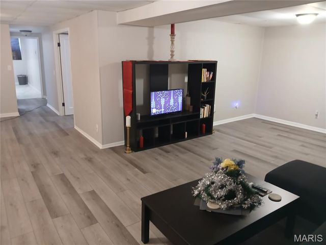 7544 York Drive B, Clayton, MO 63105