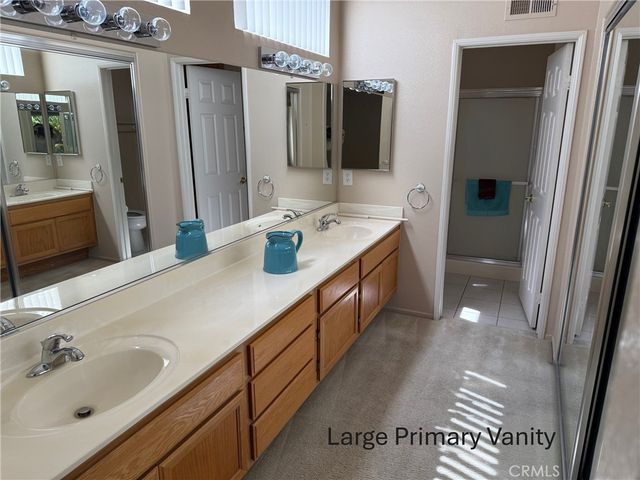 829 Rubi Ct, San Jacinto, CA 92583