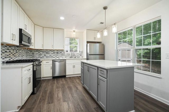 4237 Wexford Downs Way, Acworth, GA 30101