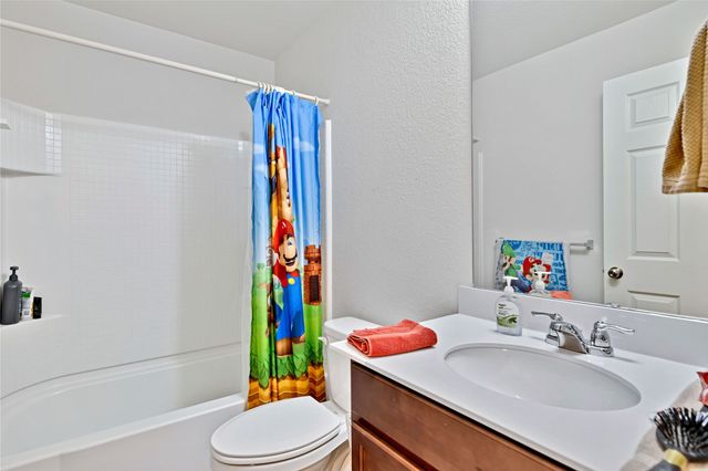 6125 Misty Breeze Drive, Fort Worth, TX 76179