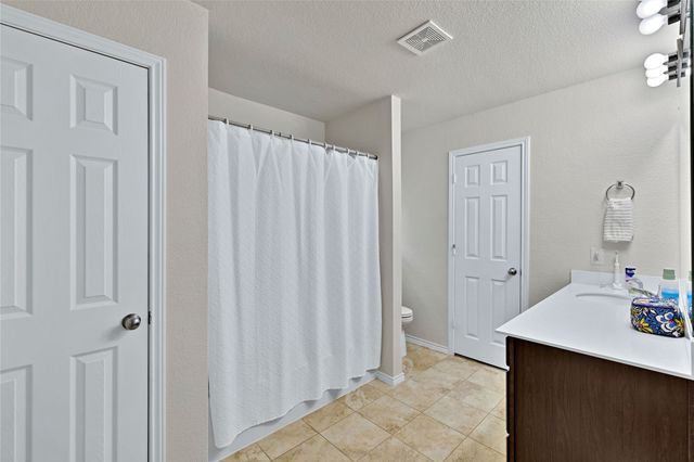 6125 Misty Breeze Drive, Fort Worth, TX 76179