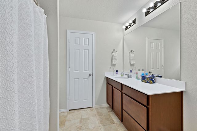 6125 Misty Breeze Drive, Fort Worth, TX 76179