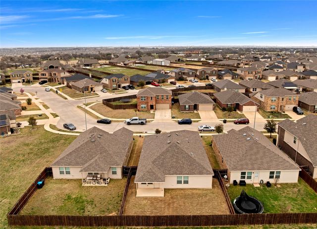 6125 Misty Breeze Drive, Fort Worth, TX 76179