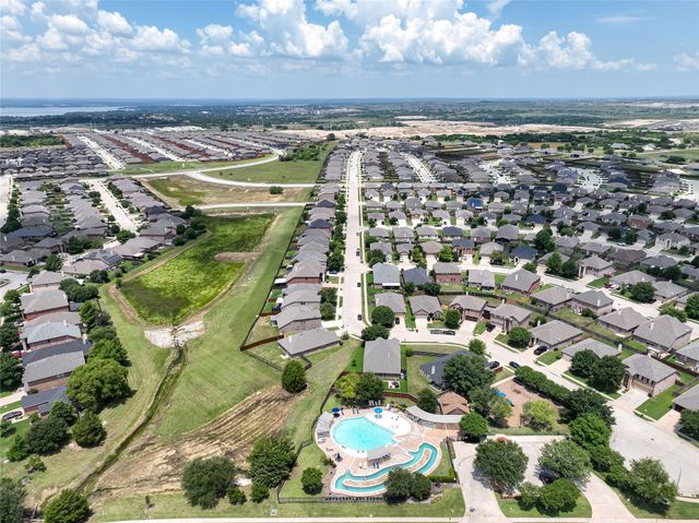 6125 Misty Breeze Drive, Fort Worth, TX 76179