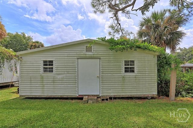 387 Hunt Drive, Savannah, GA 31406