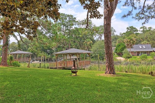387 Hunt Drive, Savannah, GA 31406