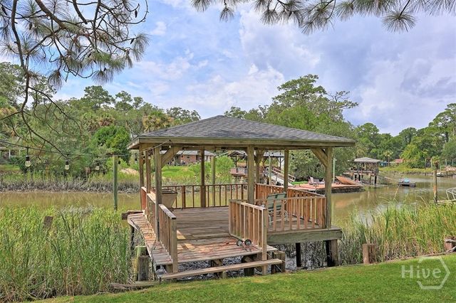 387 Hunt Drive, Savannah, GA 31406
