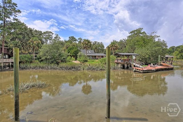 387 Hunt Drive, Savannah, GA 31406