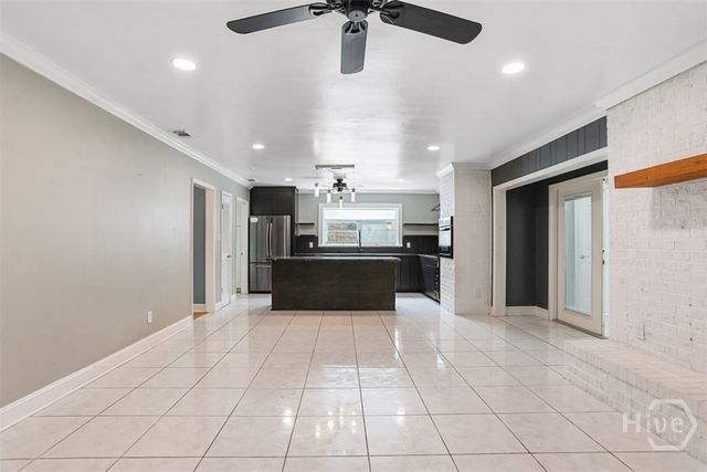 387 Hunt Drive, Savannah, GA 31406