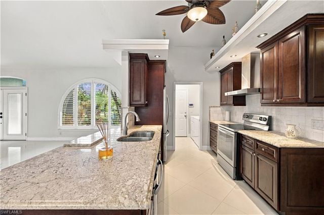2806 SE 22nd PL, Cape Coral, FL 33904