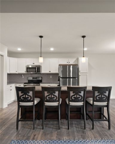 4219 Toms Way, Jeffersonville, IN 47130