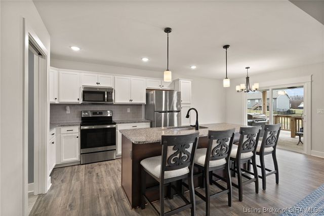 4219 Toms Way, Jeffersonville, IN 47130