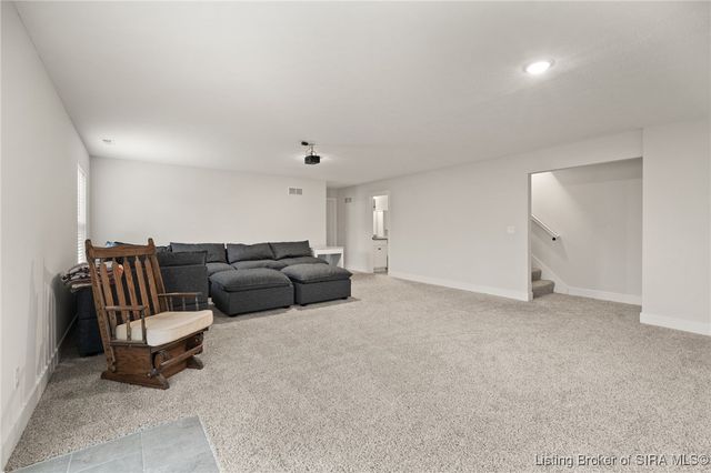 4219 Toms Way, Jeffersonville, IN 47130