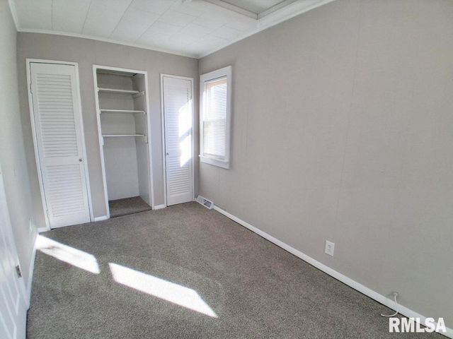 2022 W RICHWOODS Boulevard, Peoria, IL 61604