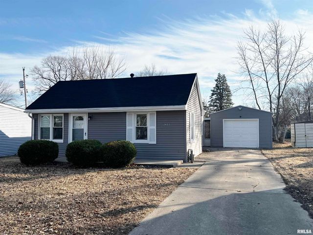 2022 W RICHWOODS Boulevard, Peoria, IL 61604