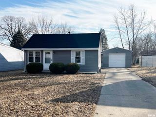 2022 W RICHWOODS Boulevard, Peoria, IL 61604